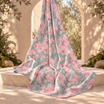 ⁦Soft pink watercolor flowers on a fresh turquoise background.⁩ - الصورة ⁦2⁩