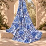 Blue ornamental heritage print. - Image 2
